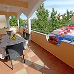 Apartman Adriana